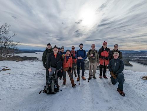 BEGINNER WINTER HIKE – WEST AND EAST RATTLESNAKES 